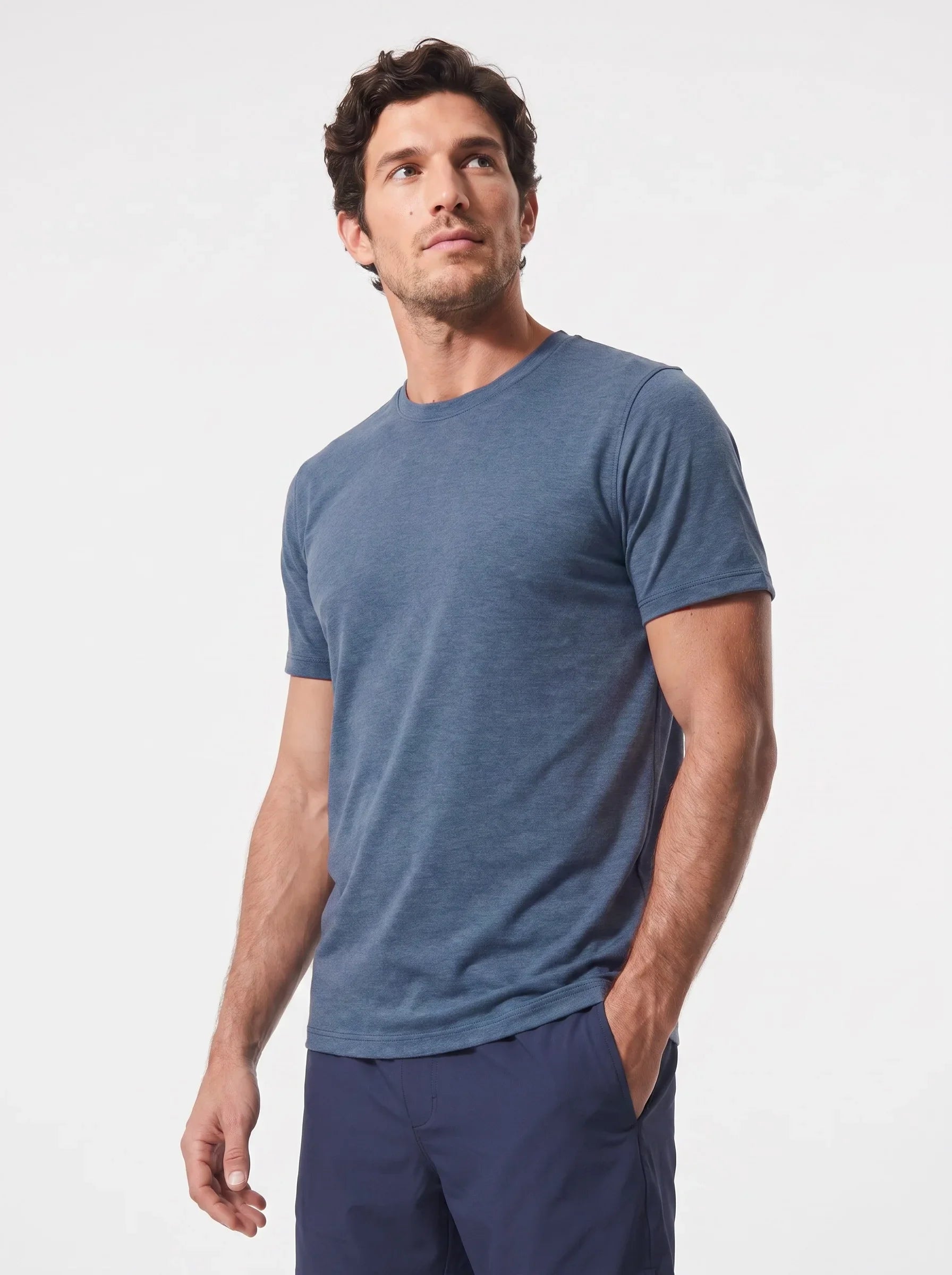 Camiseta activa de cuello redondo FlowBlend™ — Pack de 6