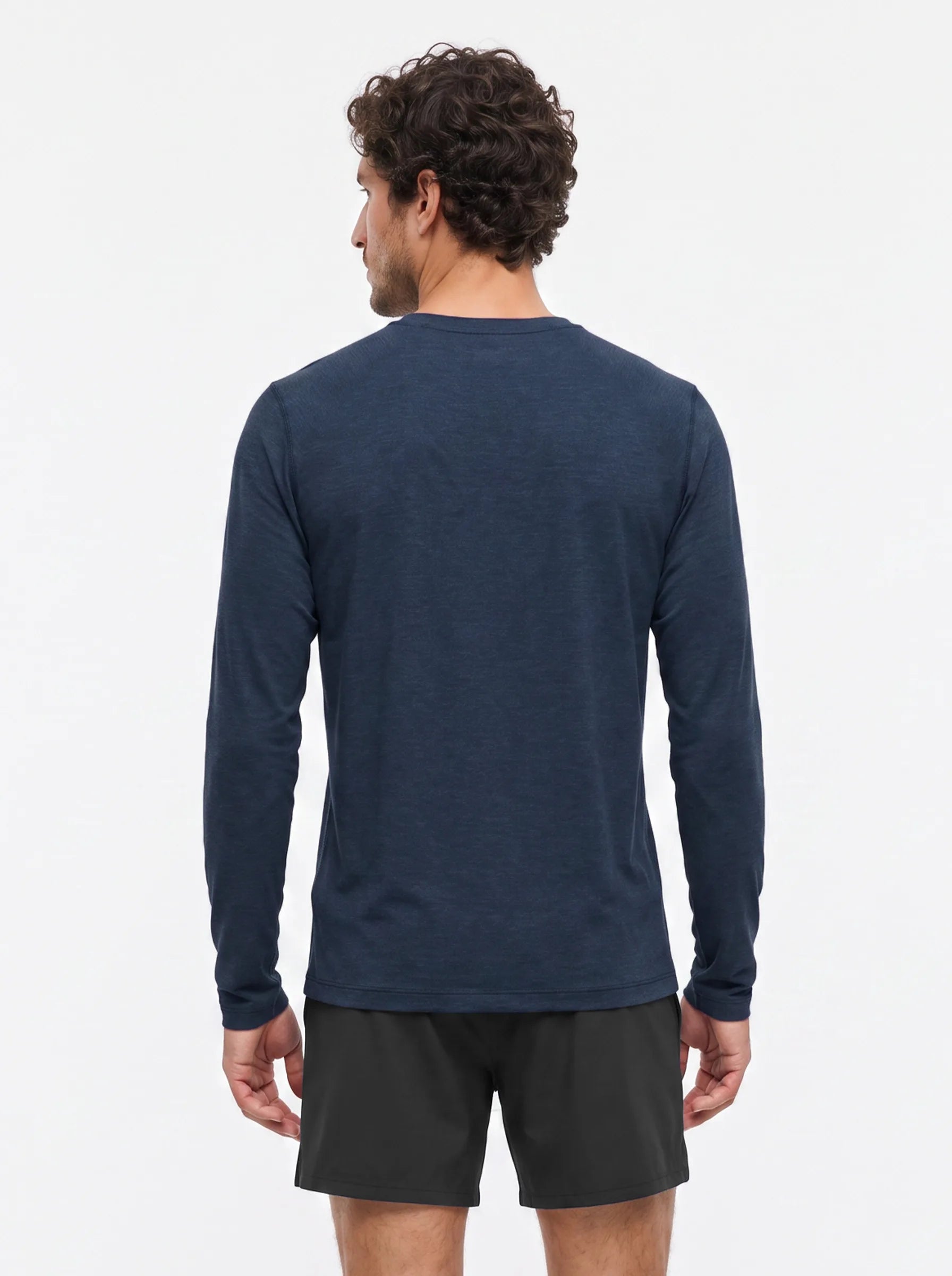 Camiseta FlowBlend™ Active de manga larga con cuello redondo