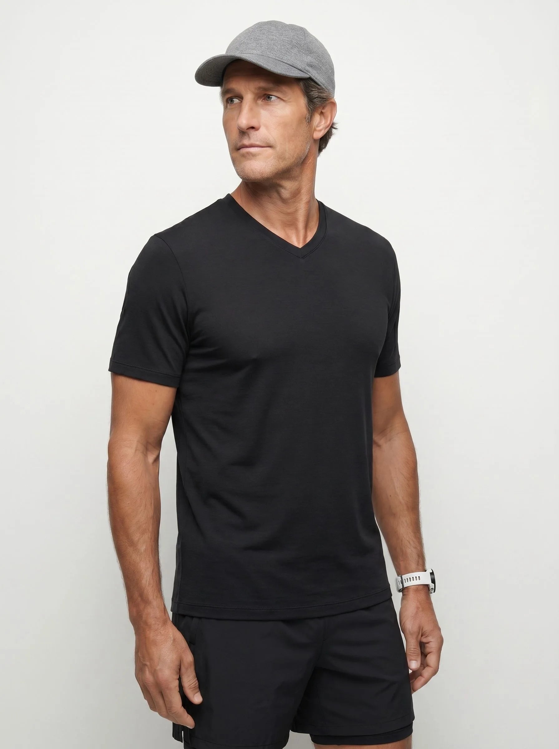 Camiseta de cuello en V AirPace™ Performance